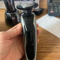 RASOIO E REGOLABARBA PHILIPS 9000