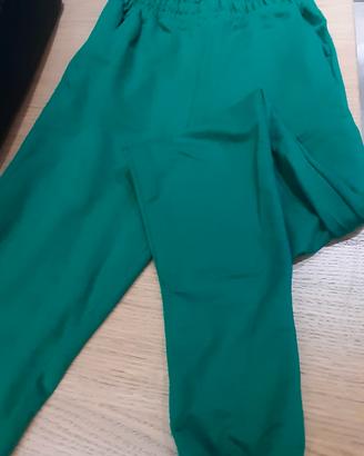Pantaloni tuta