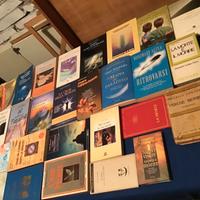 Lotto 27 libri su Morte e Aldilà