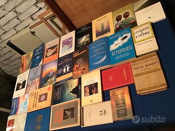 Lotto 27 libri su Morte e Aldilà