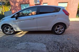 Fiesta 1.2 con impianto metano