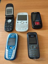 SET 5 CELLULARI GSM VINTAGE