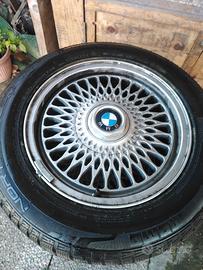 cerchi BMW da 15con gomme termiche pari al nuovo