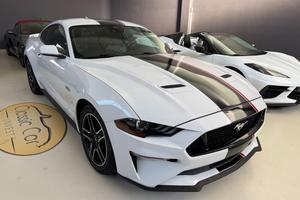 FORD Mustang Fastback 5.0 V8 aut. GT