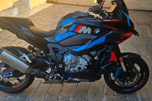 bmw m1000xr
