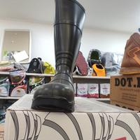 STOCK SCARPE ANTINFORTUNISTICA 