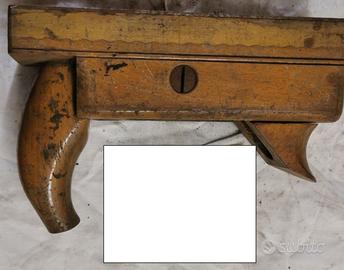 Pialla legno    -H-