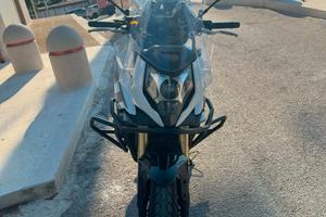 CF MOTO 650MT 2022 CON SOLI 4000 KM