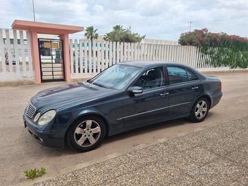 Mercedes E270 D