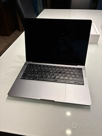 MacBook Pro 14” 16gb ram/ 512 ssd- display rotto
