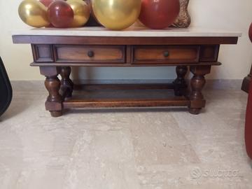 tavolino in legno da soggiorno