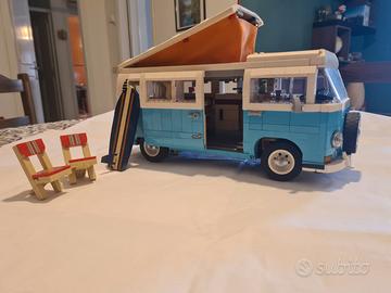 LEGO Icons 10279 - Camper van Volkswagen T2