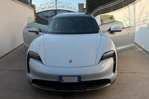 Porsche taycan 4s cross turismo