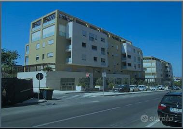 Cantine e box auto a Cagliari