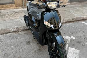 Peugeot tweet 125 kisbee 2025