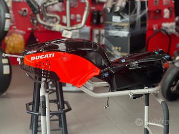 Serbatoio Panigale V4 SBK F21-F22 completo