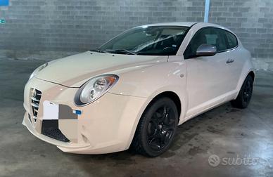 MITO 1.4 benzina 78 CV allestimento Distinctive 