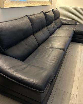 Grande divano angolare 6 posti in vera pelle