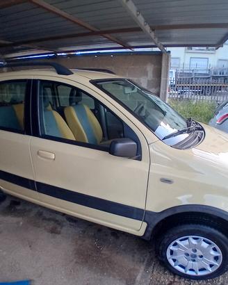 Fiat Panda 1.2 4x4 Climbing GPL