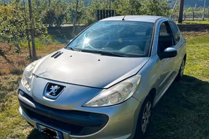 Peugeot 206 plus benzina 2010 ideale neopatentati 