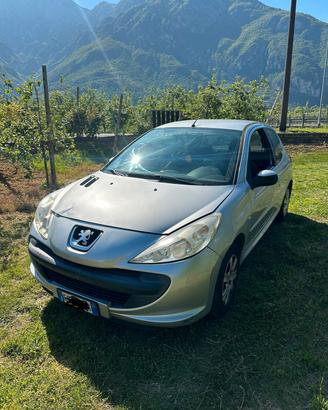 Peugeot 206 plus benzina 2010 ideale neopatentati 