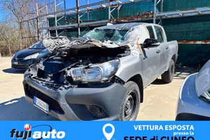 Toyota Hilux 2.4 d-4d 4x2 Hilux my16