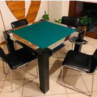 Tavolo da gioco con sedie MODERNARIATO.