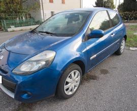 Renault Clio 1.2 16V 3 porte Confort NEOPATENTATI