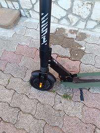 Monopattino elettrico 
