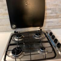 Piano cottura Indesit 4 fuochi