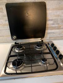 Piano cottura Indesit 4 fuochi