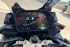 BMW F900XR 2025