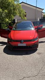 Volkswagen Golf 2.0 TSI GTI DSG rossa