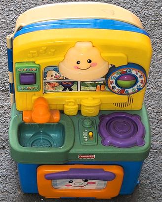 Cucina parlante Fisher-Price con musica