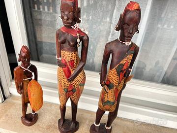 Set 3 statue Masai