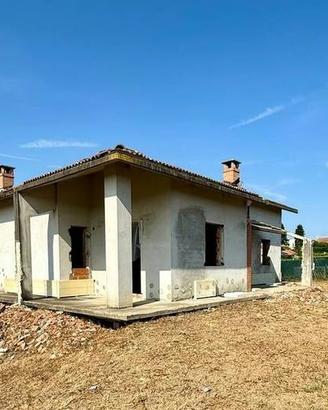 Villetta grezza da ultimare.