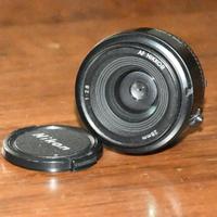 nikon af 28 f.2.8 grandangolare