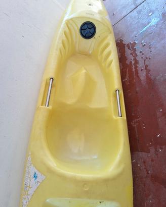 canoa monoposto gialla