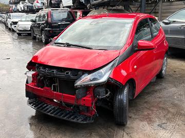 TOYOTA AYGO 1.0B - ANNO 2015 - PER RICAMBI