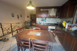 A studenti o coppia referenziata