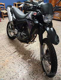 Yamaha XT660r
