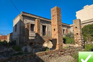 Antico Casale Su 2Livelli + 700 Mq Di Corte Bocale
