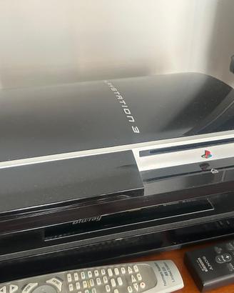 ps3 500gb - 2 pad - volante - 10 giochi