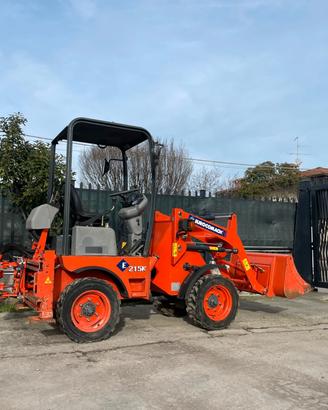 P103 Mini terna Eurocomach 215K