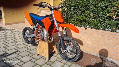 ktm 65 Trasporto gratuito.