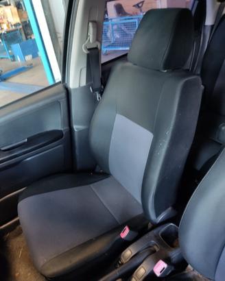 Sedile anteriore dx FIAT SEDICI del 2006