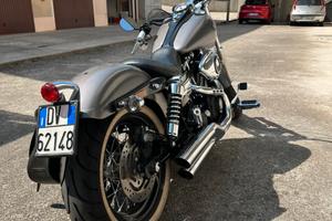 HARLEY DAVINSON DYNA WITE GLIDE 1540