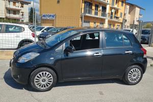 Toyota Yaris 1.0 5 porte Sol