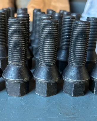 25 x Bulloni ruota neri conici M14x1,5 33mm