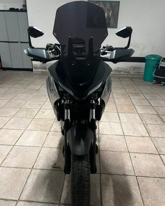 YAMAHA TRACER 7